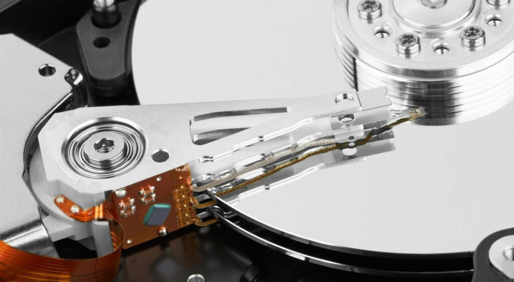 Kaputte Festplatte selbst reparieren - eine gute Idee?